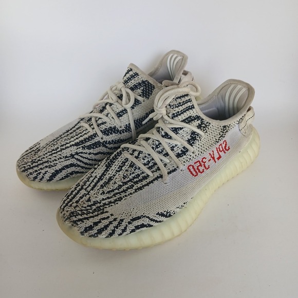 Size 8- adidas Yeezy Boost 350 V2 Low Zebra - USED